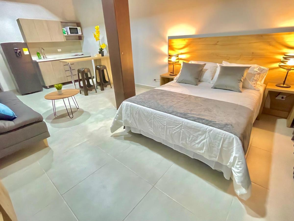 Apartamento En Laurels Medellin Exterior photo