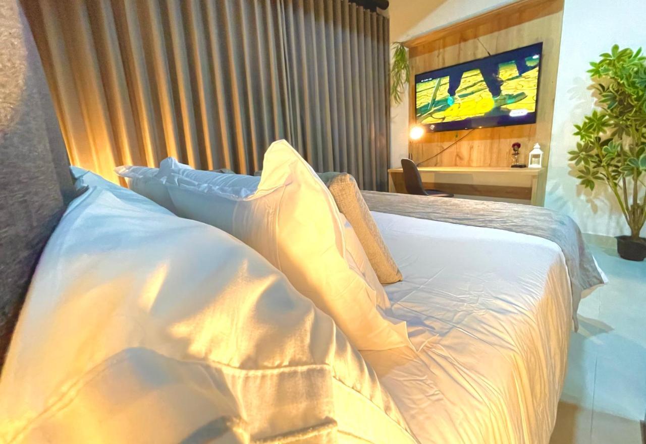 Apartamento En Laurels Medellin Exterior photo