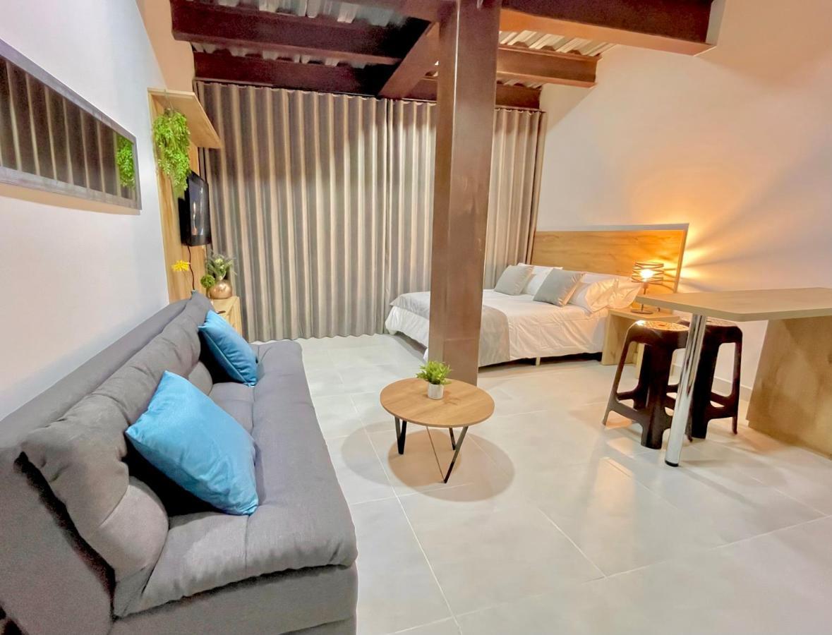 Apartamento En Laurels Medellin Exterior photo