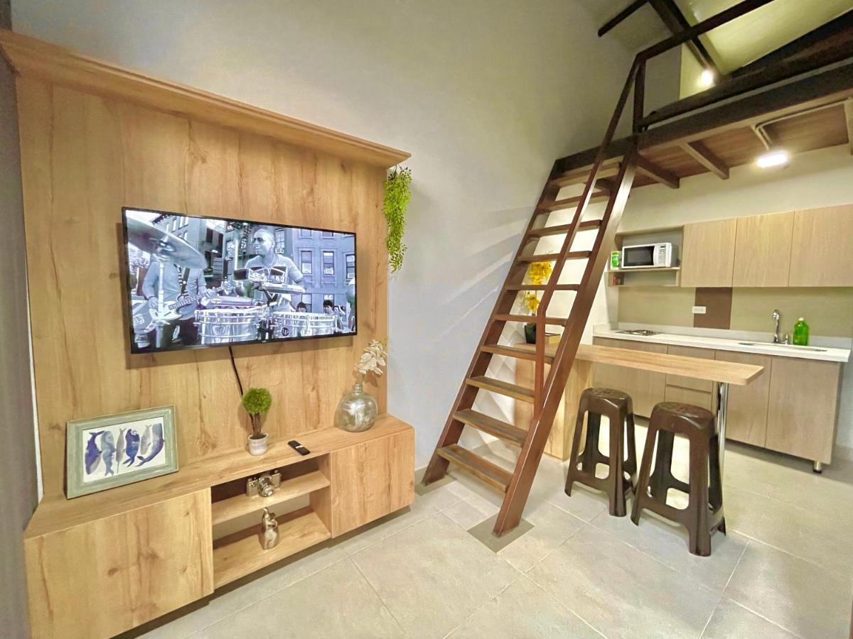 Apartamento En Laurels Medellin Exterior photo