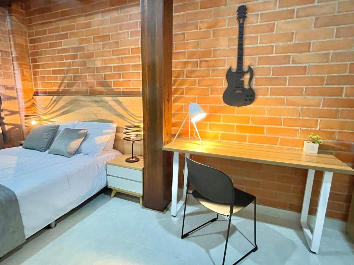 Apartamento En Laurels Medellin Exterior photo